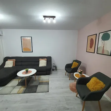 One Διαμέρισμα Μπρασόβ